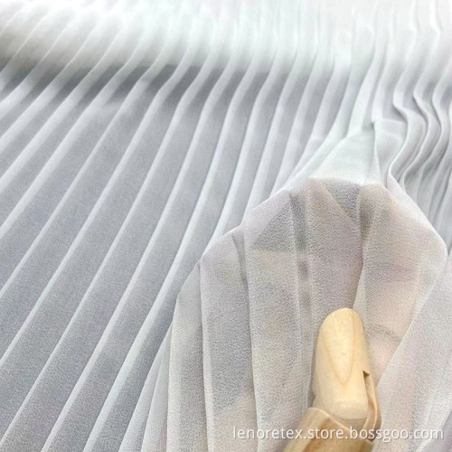 100% Polyester Woven White Chiffon Crepe Pleated Fabric